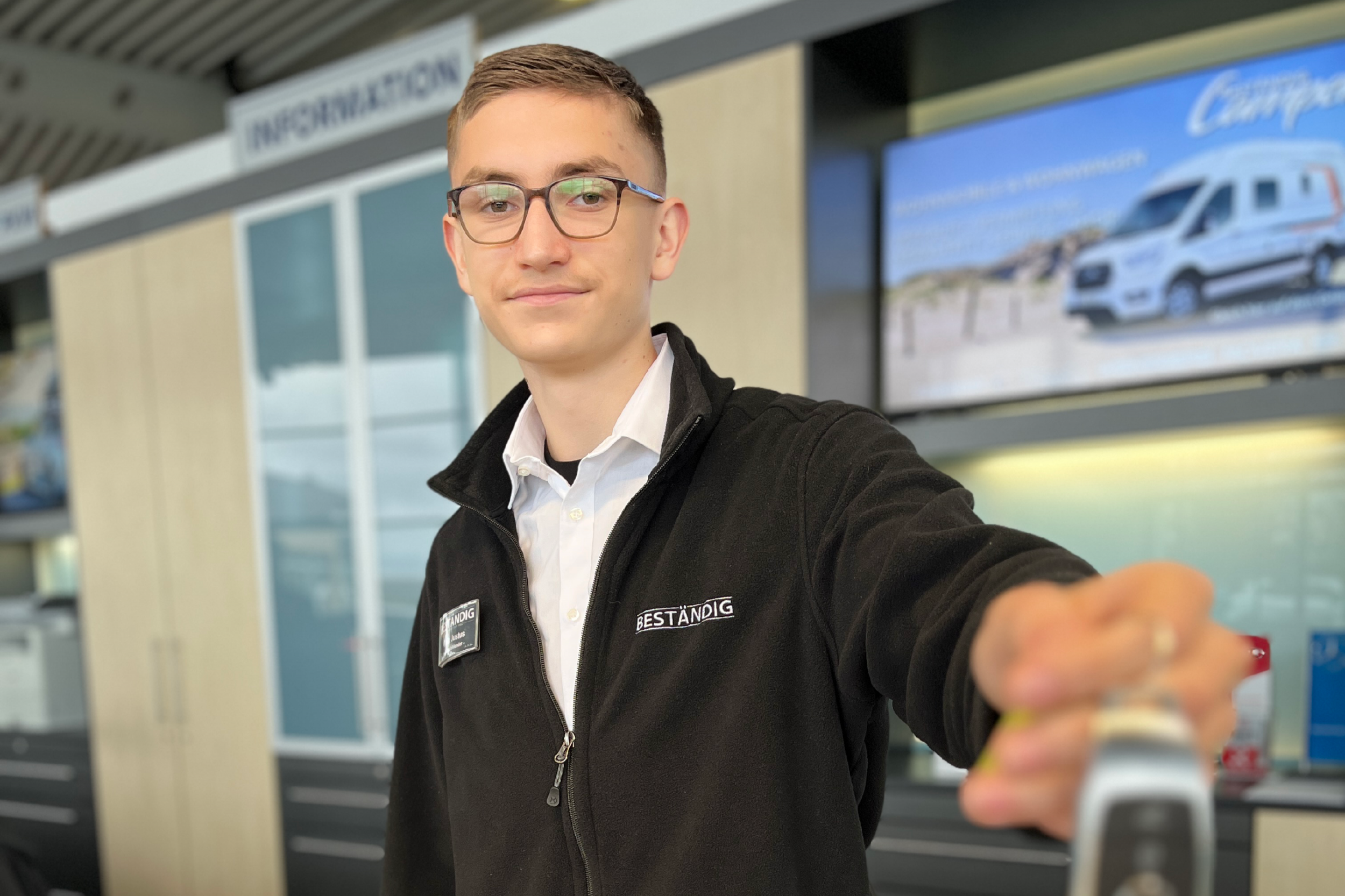 Ausbildung Automobilkaufleute (m,w,d) - Serviceannahme